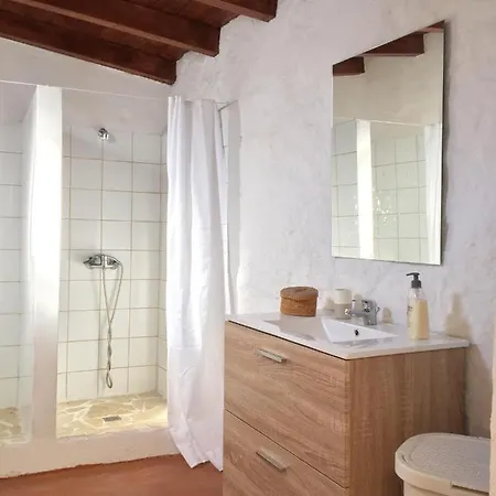 Dragos Del Mar , Espacio Natural 라오로타바